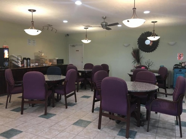 Houston Inn and Suites image 18